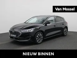 Zwart Gebruikt 2023 Ford Focus Titanium Hatchback | € 19.900 (Goede deal)