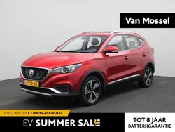 Rood Gebruikt 2020 MG ZS Luxury Sedan | € 15.495 (Eerlijke prijs)