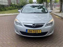 Grijs Gebruikt 2012 Opel Astra Edition Stationwagen | € 1.950 (Super prijs)