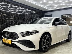 Wit Gebruikt 2024 Mercedes A180 AMG line Sedan | € 34.750 (Eerlijke prijs)