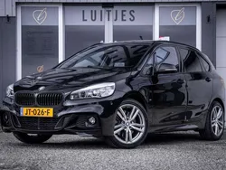 Zwart, metallic lak Gebruikt 2016 BMW 225 Active Tourer M Sport MPV | € 17.900 (Eerlijke prijs)