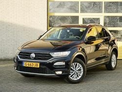 Zwart Gebruikt 2019 VW T-Roc Style SUV | € 16.950 (Goede deal)