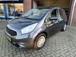 Grijs (metallic) Gebruikt 2019 Kia Venga Hatchback | € 12.750 (Super prijs)