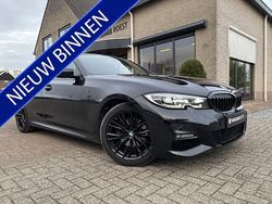 Zwart Gebruikt 2019 BMW 320 Executive Sedan | € 26.250 (Eerlijke prijs)
