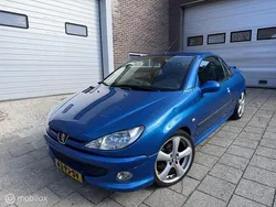 Blauw Gebruikt 2002 Peugeot 206 CC Cabriolet | € 995 (Eerlijke prijs)