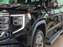 Zwart Nieuw 2024 GMC Sierra Pickup | € 84.900