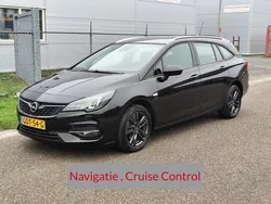 Zwart Gebruikt 2020 Opel Astra Edition Stationwagen | € 12.950 (Goede deal)
