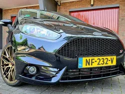 Zwart Gebruikt 2013 Ford Fiesta ST Hatchback | € 9.950