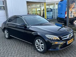 Zwart Gebruikt 2020 Mercedes C180 Sedan | € 29.500 (Goede deal)