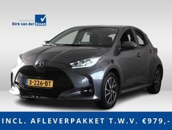 Grijs Gebruikt 2023 Toyota Yaris Hybrid Hatchback | € 21.950 (Eerlijke prijs)