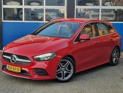 Rood Gebruikt 2019 Mercedes B200 AMG MPV | € 25.950 (Goede deal)