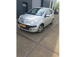 Grijs Gebruikt 2010 Nissan Pixo Hatchback | € 2.650 (Eerlijke prijs)