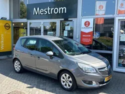 Grijs Gebruikt 2016 Opel Meriva Edition MPV | € 7.750 (Eerlijke prijs)
