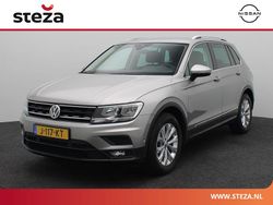 Grijs Gebruikt 2020 VW Tiguan Comfortline SUV | € 24.945 (Eerlijke prijs)