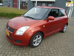 Oranje Gebruikt 2009 Suzuki Swift Comfort Hatchback | € 2.450 (Super prijs)