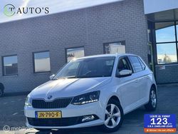 Wit Gebruikt 2016 Skoda Fabia Joy Hatchback | € 7.499 (Eerlijke prijs)