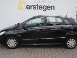 Zwart Gebruikt 2010 Mercedes B160 Business MPV | € 6.950 (Iets duurder)