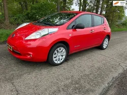 Rood Gebruikt 2016 Nissan Leaf Visia Hatchback | € 6.250 (Eerlijke prijs)