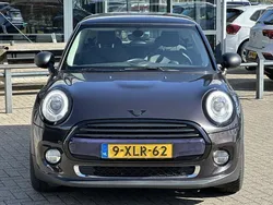 Bruin, metallic lak Gebruikt 2014 Mini Cooper Hatchback | € 10.945 (Eerlijke prijs)
