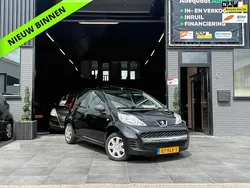 Zwart Gebruikt 2011 Peugeot 107 Hatchback | € 3.750 (Eerlijke prijs)