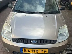 Zilver Gebruikt 2004 Ford Fiesta Trend Hatchback | € 1.450 (Eerlijke prijs)