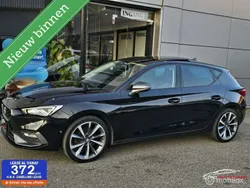 Zwart, metallic lak Gebruikt 2020 Seat Leon FR Hatchback | € 22.995 (Iets duurder)