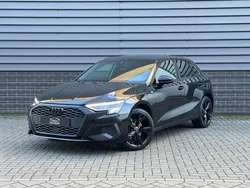 Zwart Gebruikt 2020 Audi A3 Sportback S-Line Hatchback | € 25.950 (Goede deal)