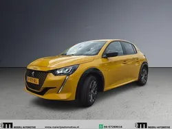 Geel, metallic lak Gebruikt 2022 Peugeot e-208 Active Hatchback | € 17.795 (Goede deal)