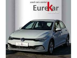 Wit Gebruikt 2021 VW Golf VIII Life Sedan | € 20.990 (Goede deal)