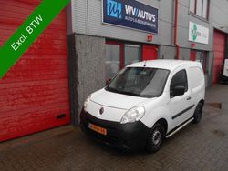Wit Gebruikt 2011 Renault Kangoo Komfort MPV | € 2.600 (Eerlijke prijs)