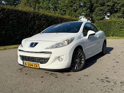 Wit Gebruikt 2013 Peugeot 207 Cabriolet | € 5.995 (Eerlijke prijs)