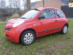 Rood Gebruikt 2004 Nissan Micra Visia Hatchback | € 2.250 (Duur)