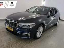 Blauw Gebruikt 2020 BMW 520 Executive Stationwagen | € 30.895 (Goede deal)