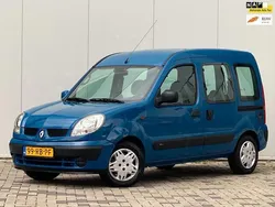 Blauw Gebruikt 2005 Renault Kangoo Expression MPV | € 5.500 (Duur)