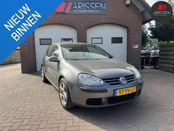 Grijs Gebruikt 2005 VW Golf IV Trendline Hatchback | € 1.245 (Eerlijke prijs)