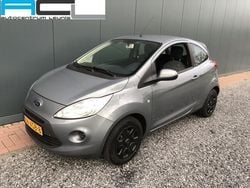 Grijsrookzilver metallic Gebruikt 2012 Ford Ka Cool & Sound Edition Hatchback | € 3.900 (Eerlijke prijs)