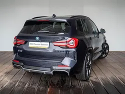 Zwart Gebruikt 2023 BMW iX3 Comfort Edition SUV | € 48.795 (Eerlijke prijs)