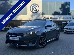Grijs, metallic lak Gebruikt 2022 Kia ProCeed GT-Line Hatchback | € 28.745 (Eerlijke prijs)