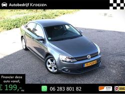 Grijs Gebruikt 2011 VW Jetta Comfortline Sedan | € 8.450 (Duur)
