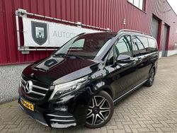 Zwart (metallic) Gebruikt 2018 Mercedes V250 AMG line MPV | € 33.995