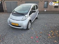 Grijs Gebruikt 2013 Peugeot iON Active Hatchback | € 4.500