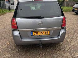 Grijs Gebruikt 2007 Opel Zafira Enjoy MPV | € 1.800 (Eerlijke prijs)