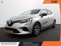 Grijs Gebruikt 2023 Renault Clio V Equilibre Hatchback | € 14.740 (Eerlijke prijs)