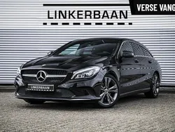 Zwart, metallic lak Gebruikt 2019 Mercedes CLA180 Shooting Brake Stationwagen | € 20.895 (Eerlijke prijs)