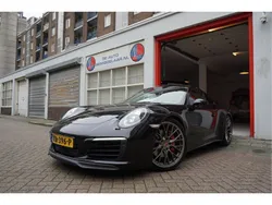 Zwart, metallic lak Gebruikt 2016 Porsche 911 Carrera 4S Coupé | € 85.911