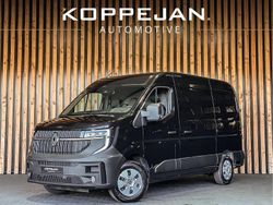 Zwart Gebruikt 2024 Renault Master Van | € 37.900 (Eerlijke prijs)
