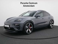 Grijs Gebruikt 2025 Porsche Macan Turbo SUV | € 129.655