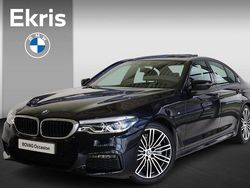 Zwart Gebruikt 2019 BMW 520 M Sport Sedan | € 31.900 (Eerlijke prijs)