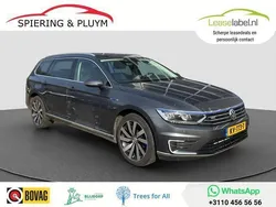 Grijs, metallic lak Gebruikt 2016 VW Passat GTE Stationwagen | € 15.290 (Eerlijke prijs)