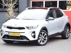 Grijs Gebruikt 2020 Kia Stonic 2 SUV | € 15.950 (Goede deal)
